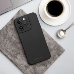 Apple iPhone 15 Plus Coque Roar Luna Monochromatique, Élégant, Un accessoire esthétique  Noir