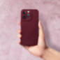 Apple iPhone 16 Plus Coque Roar Luna Monochromatique, Élégant, Un accessoire esthétique  Rouge