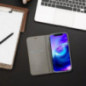 Apple iPhone 16e Portefeuilles LUNA Book Gold Élégant  Argenté