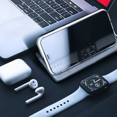 Sensitive Book sur le Apple iPhone 13 Pro Max Couverture de portefeuille Noir